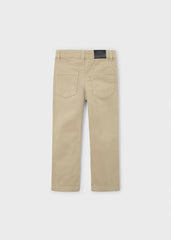 Pantalon slim fit basico caqui