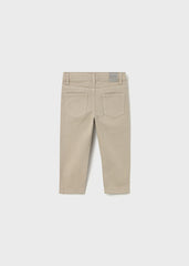 Pantalon slim fit basico beige