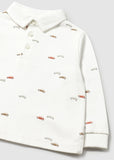 Polo m/l estampado carritos nata