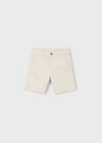 Bermuda chino sarga basico hueso